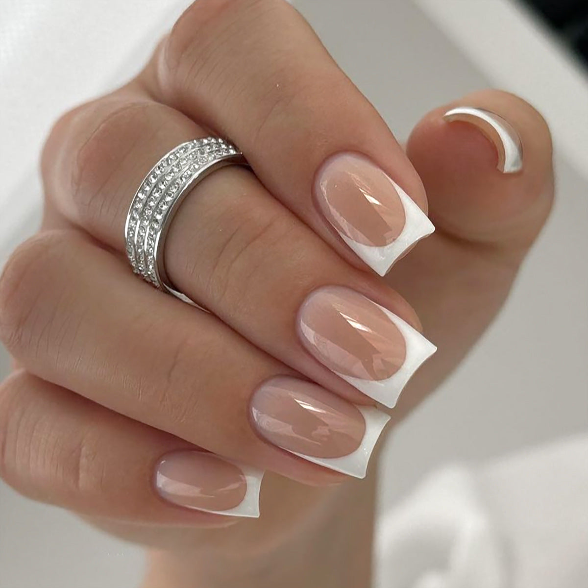 Square French Press-On Nails – Elegant & Fashionable MERLIÁ