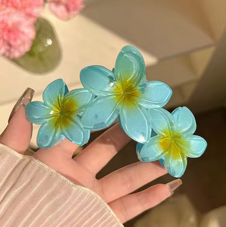 Three-flower hair clip🌸 MERLIÁ
